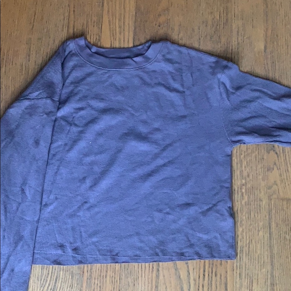 Long sleeve crop thermal t